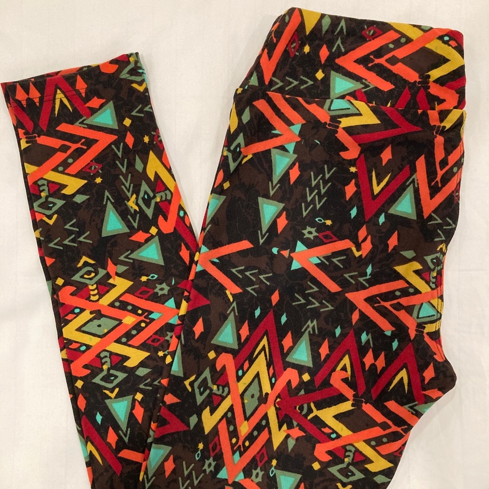 NEW, never worn, LuLaRoe OS leggings
